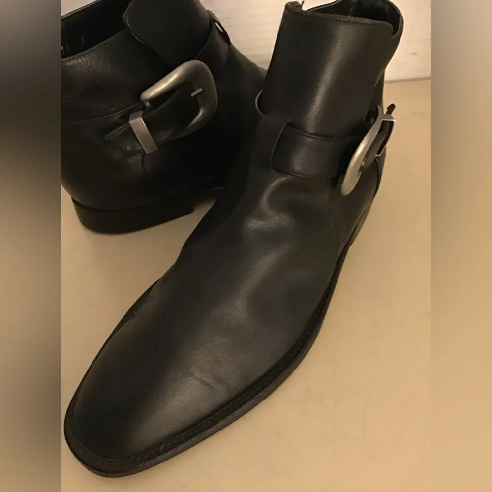 Kenneth Cole New York collection women black leather biker short boots Size 6.5 - Image 8