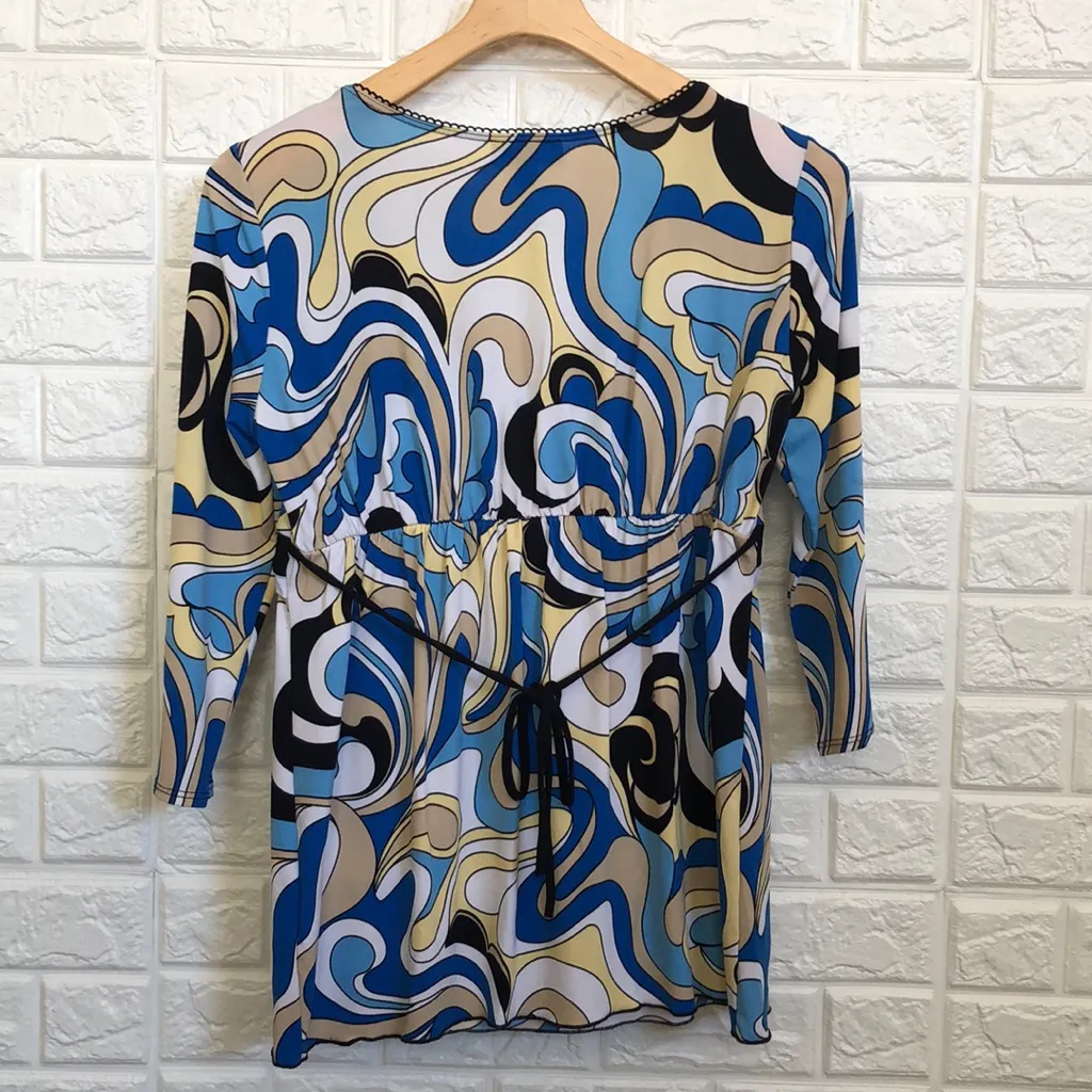 AGN swirled stretchy top‎ tie back Blue Size M - Image 5