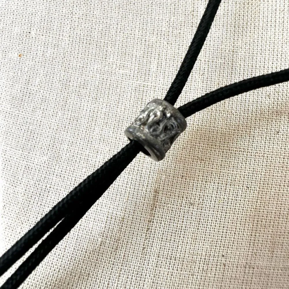 Blue and silver tone dragon claw pendant necklace - Image 4