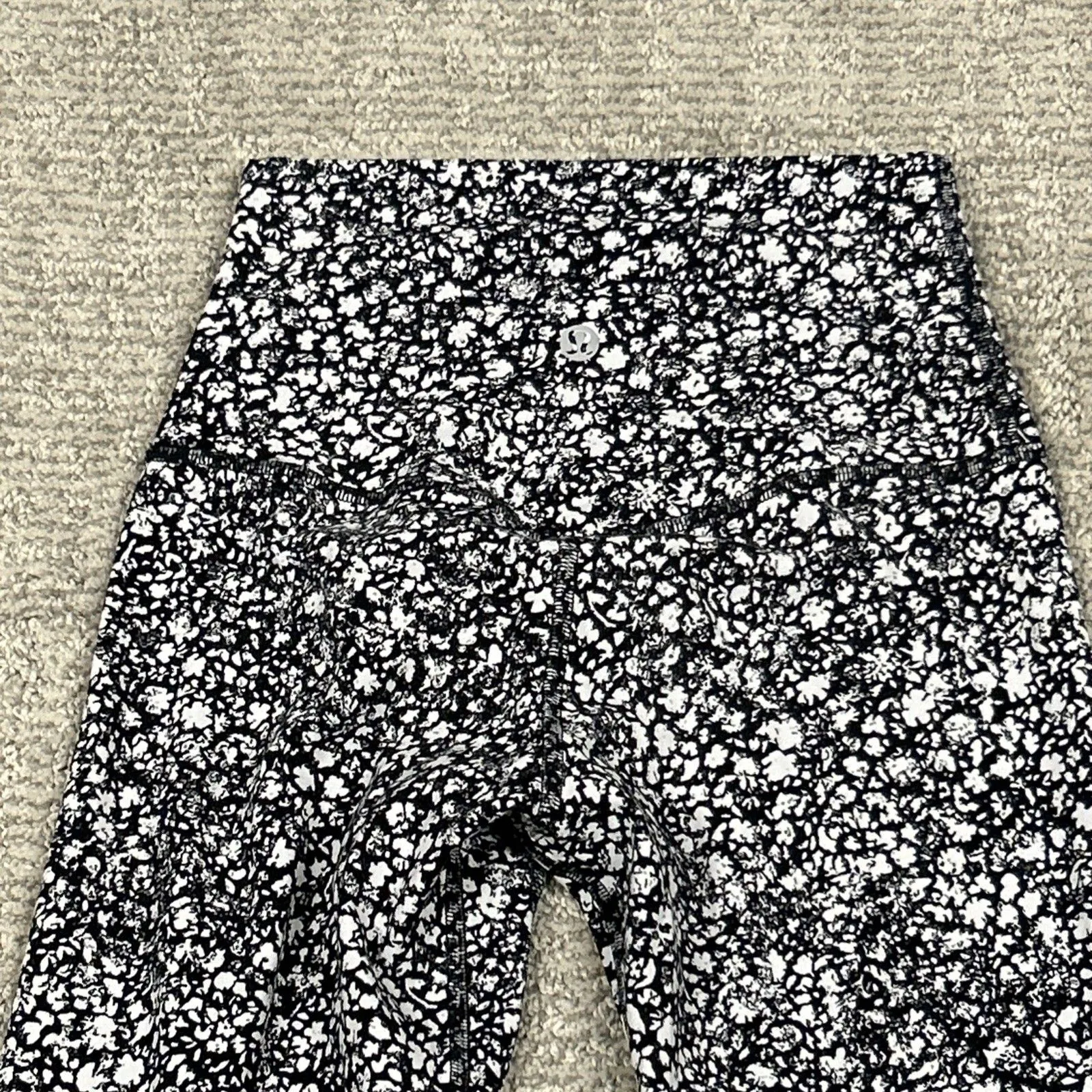Lululemon Leggings Womens 2 High Rise Align Cropped Black White Floral W6BPAS - Image 7