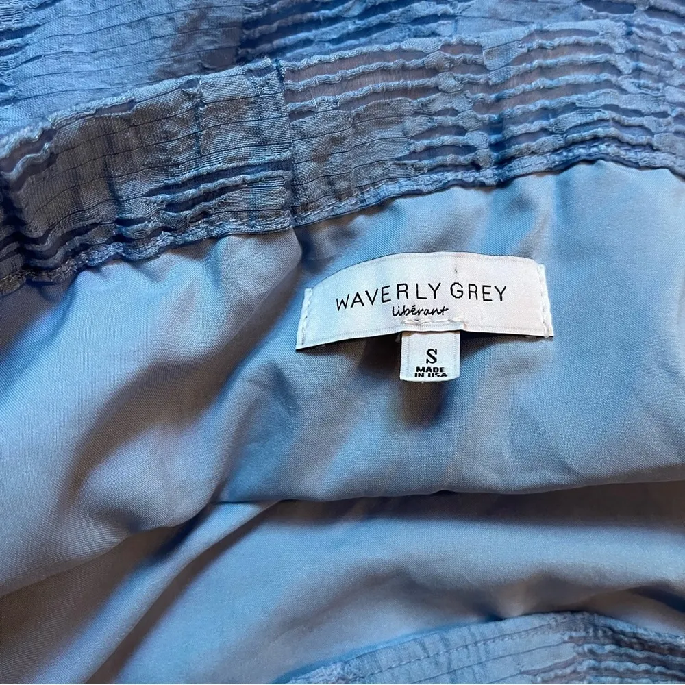 Waverly grey blue off the shoulder top size small - Image 4