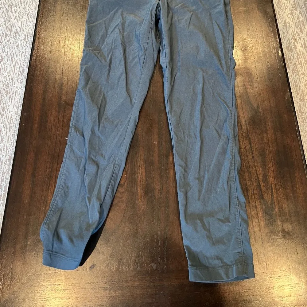 32 Degree Heat Gray Sweats - Image 5