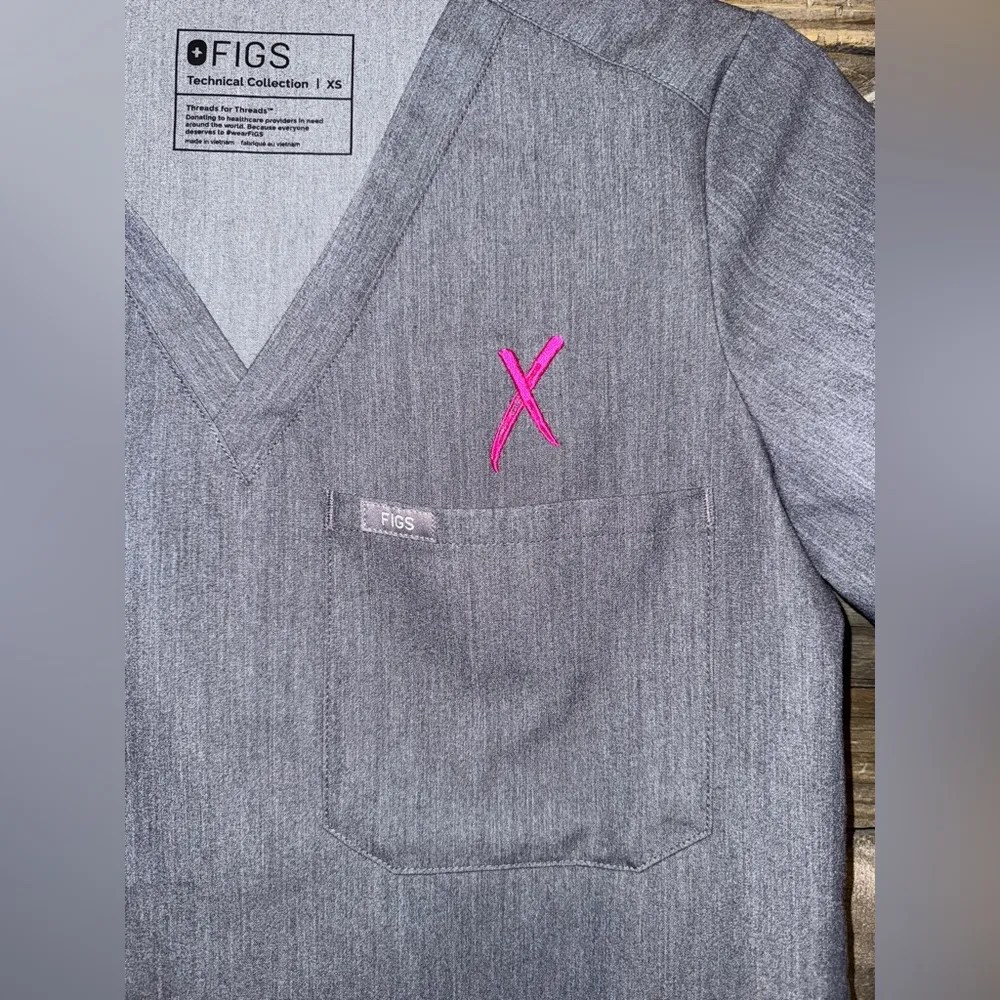Figs Catarina One Pocket Scrub Top Bonsai Womens Size XSmall Short Sleeve V Neck - Image 3