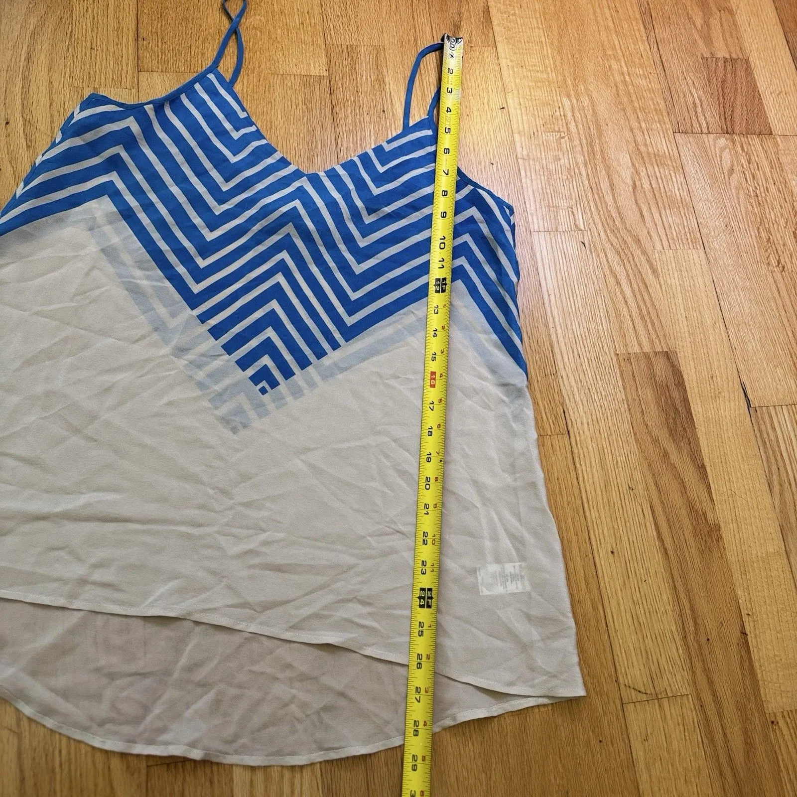 French Connection Silk Chevron V-neck Spaghetti Tank Top Coastal Resort Sz 8 - Image 9