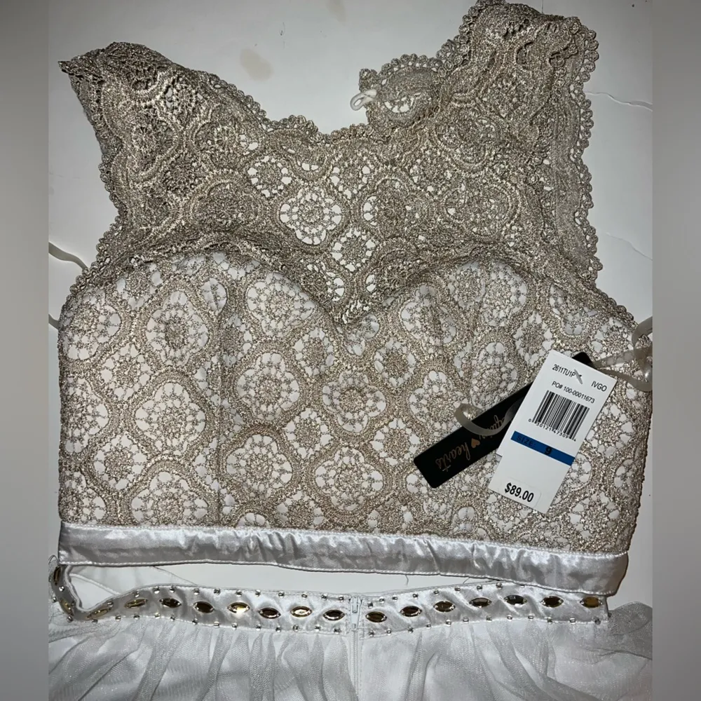 Women’s Juniors size 9 Homecoming Dress - Image 5