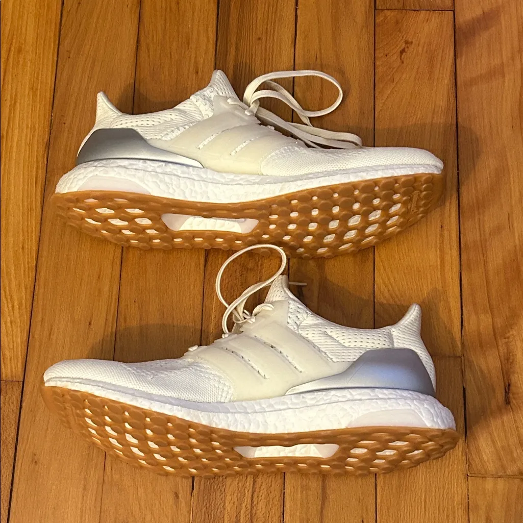 NWOT Adidas White Ultraboost Sneakers - Image 3
