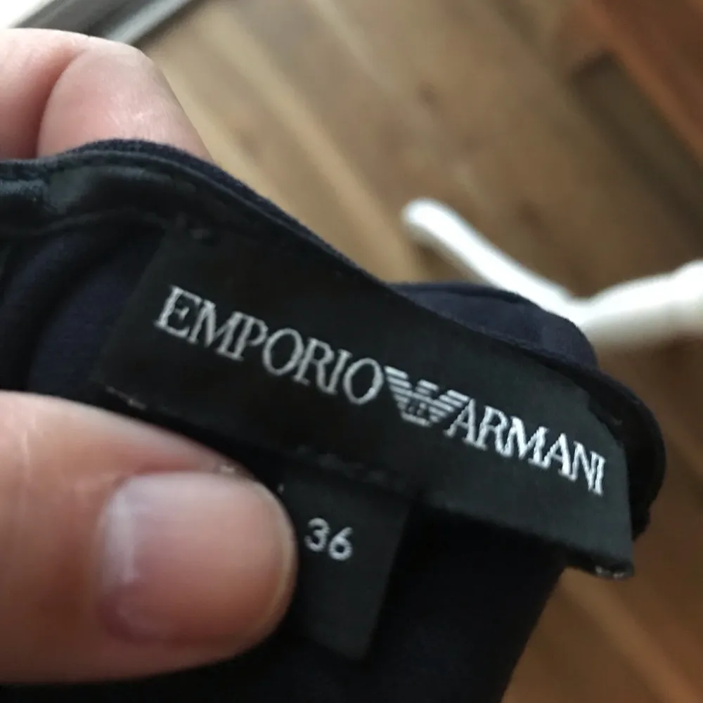 Emporio Armani Emma Seamed V-Neck Navy Blue Minidress size 36 - Image 6