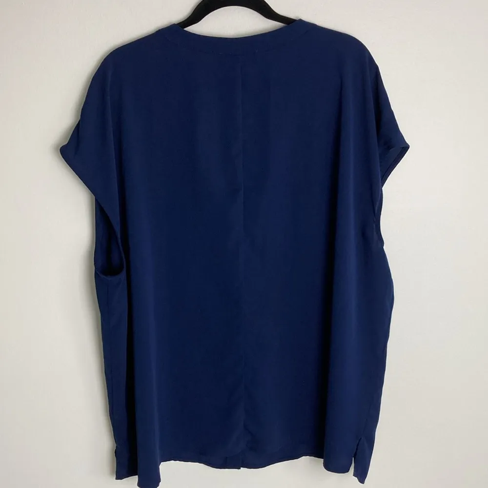 Eloquii Short Sleeve V-Neck Notch Collar Blouse Navy Blue Women's 24 Office - Image 8