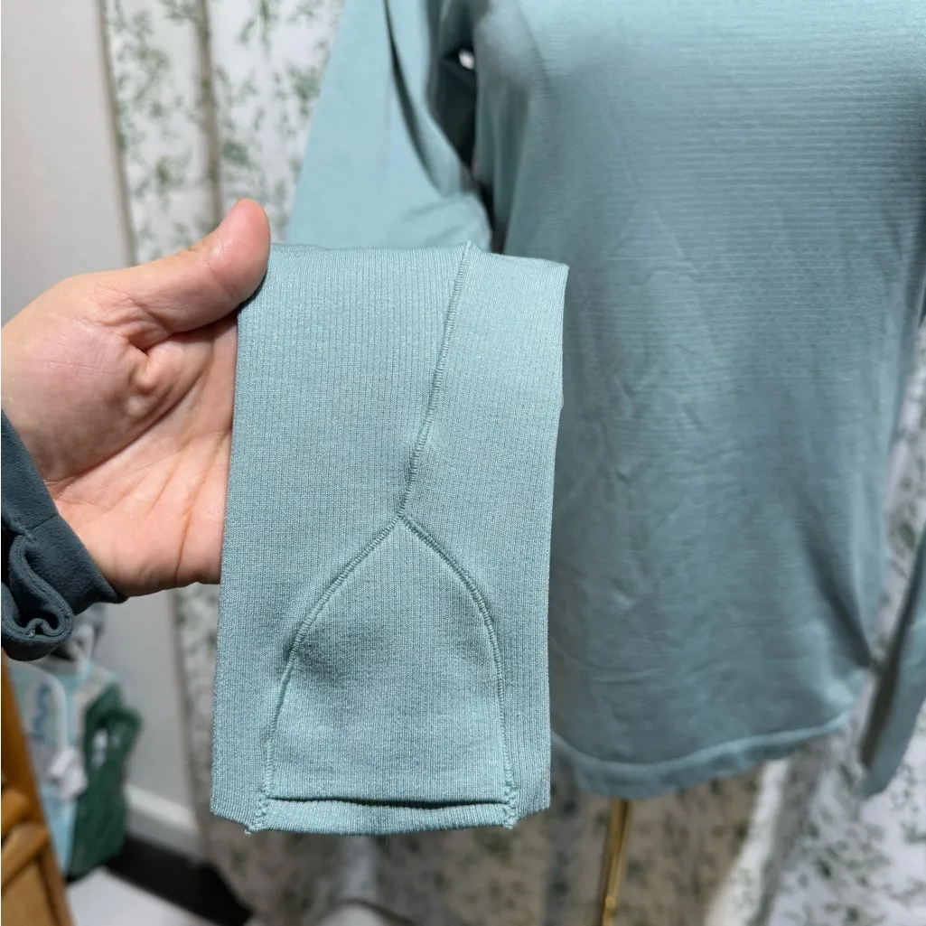 Lululemon top - Image 2