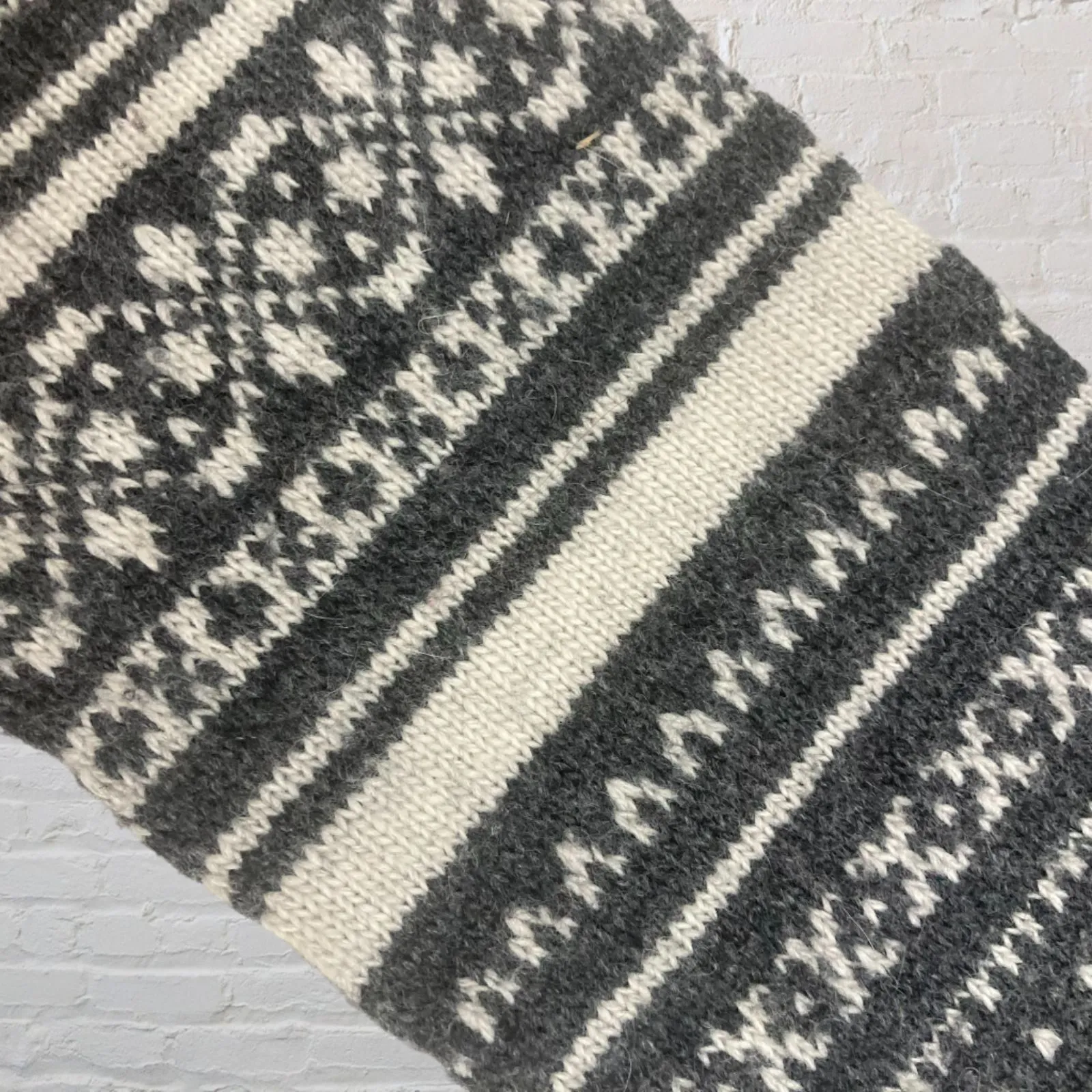 American Eagle Fair Isle Wool Blend Scarf Unisex - Image 3