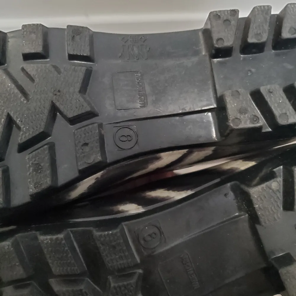 Nicole Miller Brown and White Rubber Rain Boots Size 9 - Image 6