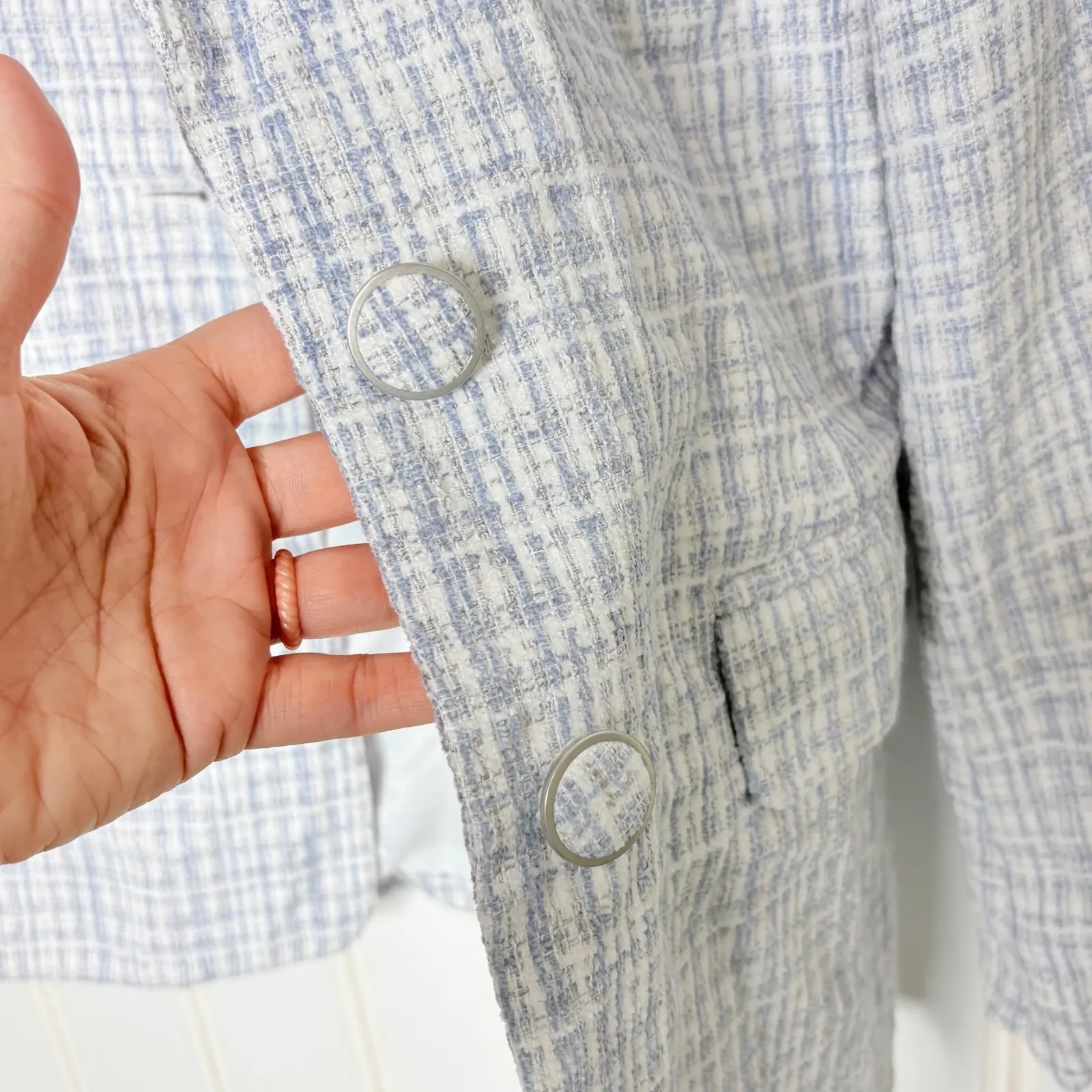 Avec Les Filles Tweed Blazer Jacket Womens Size S Blue White Plaid Button Front - Image 3