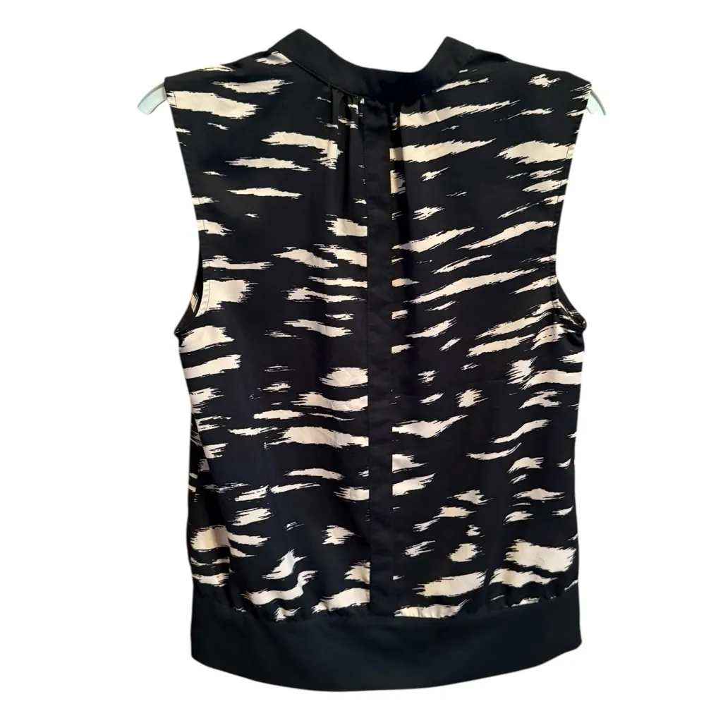 Calvin Klein Black and Cream Patterned Blouse - Image 2