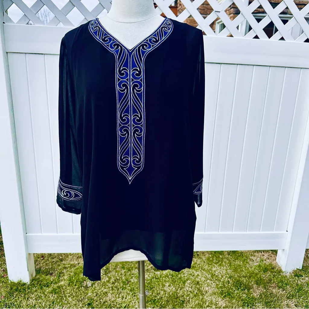 Bob Mackie Black Tunic with Blue Embroidery - Image 3