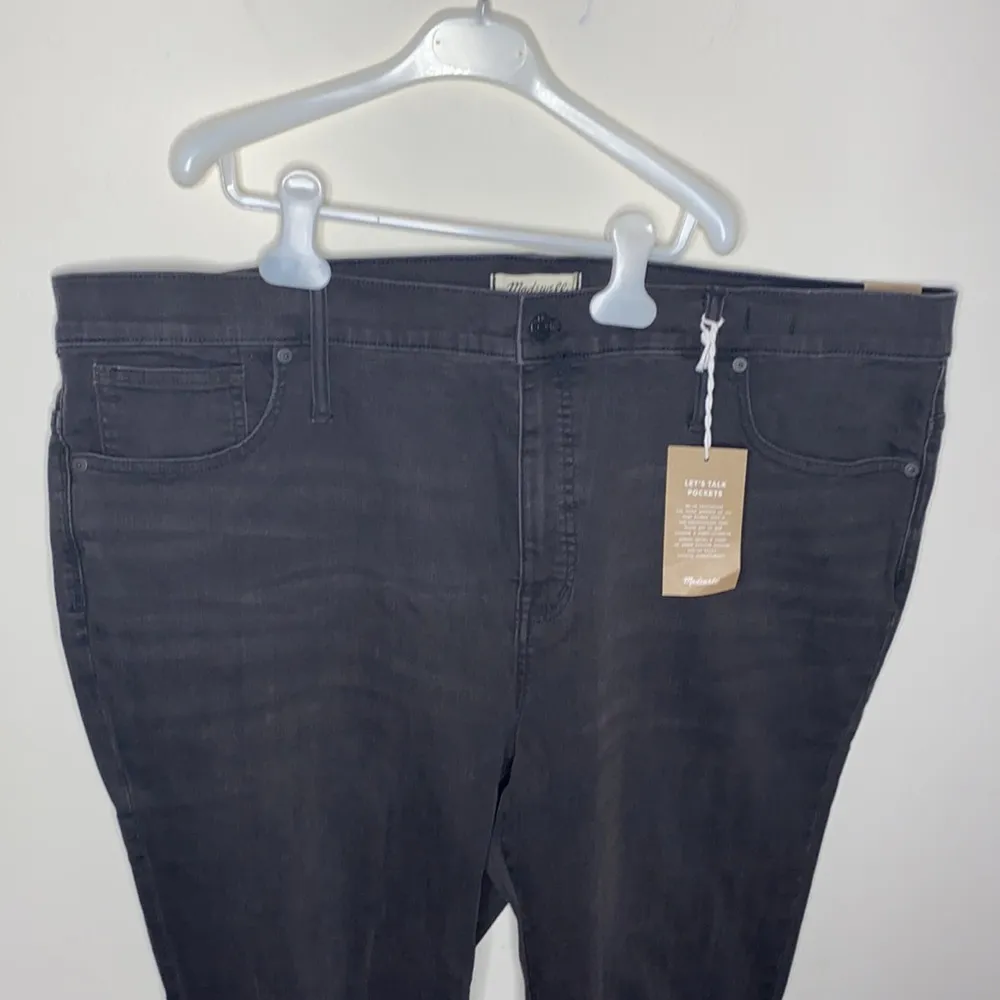 Madewell 9" Mid-Rise Skinny Jeans in Black Sea plus size 37 - Image 5