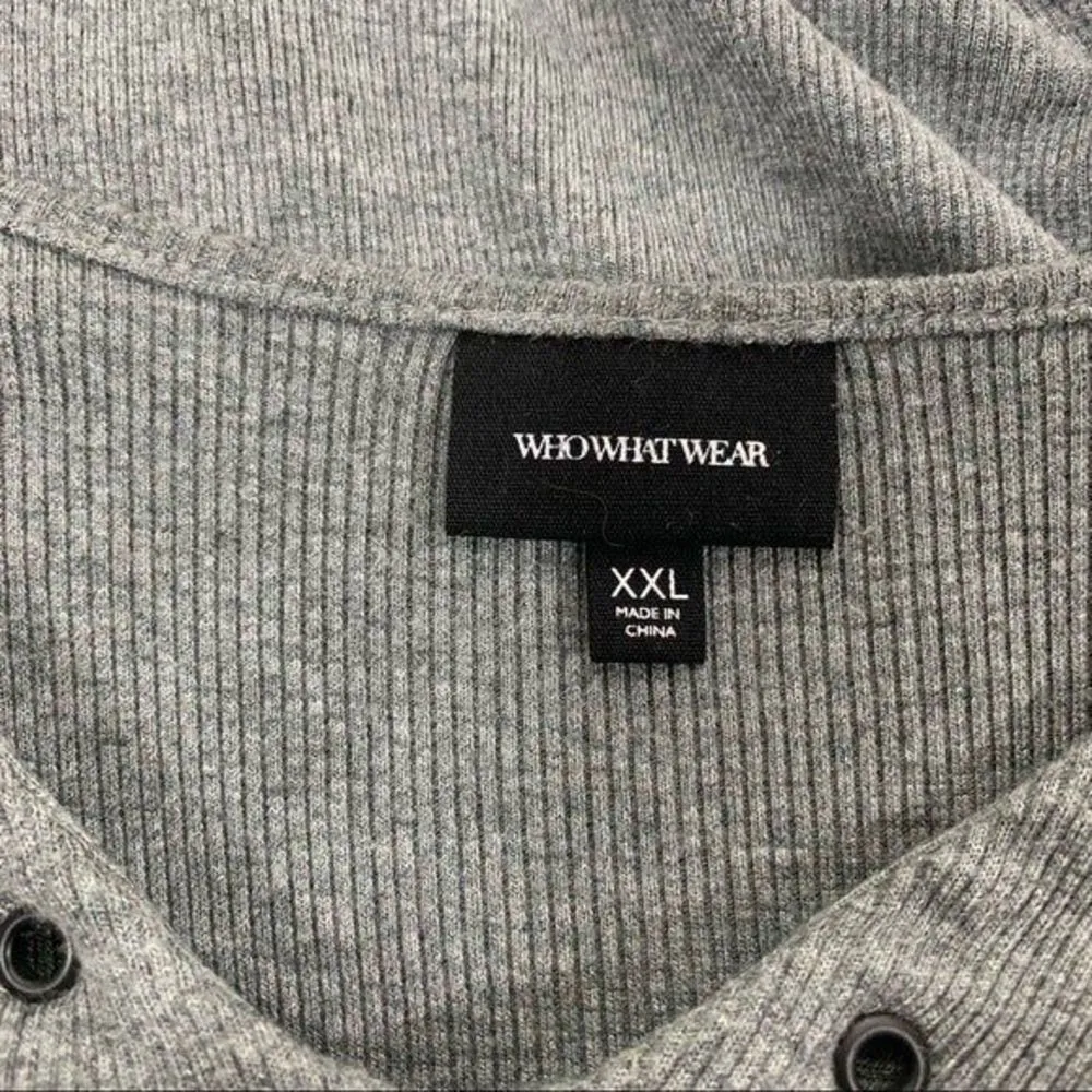 Who What Wear Women’s Size XXL Grey Ribbed Long Sleeve V Neck Ribbed Top - Image 7