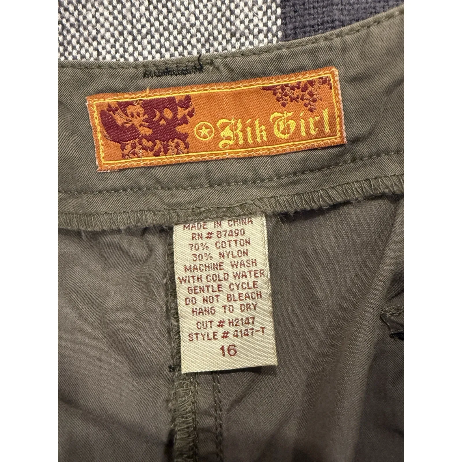 Vintage KIK GIRL Khaki Green Cargo Skirt Size 16 Rave Raver Midi Length Skater - Image 8