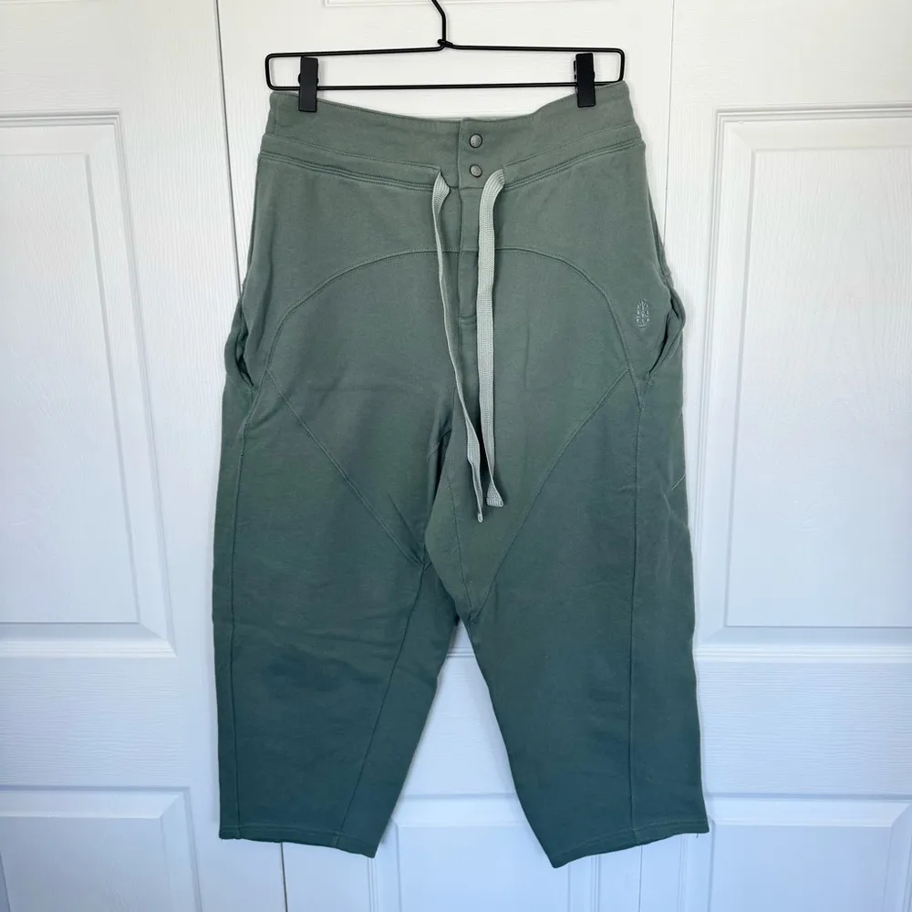 NWOT FREE PEOPLE MOVEMENT SUMMIT SCOUT FLEECE PANT - Image 3