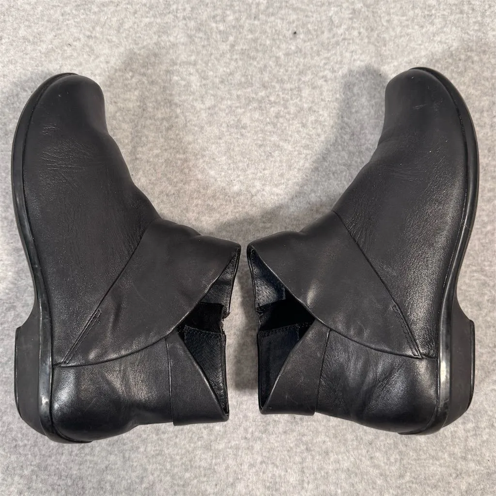 Dansko Women's Black Leather Raina Ankle Booties Size 5.5-6 Zip Closure - Image 5