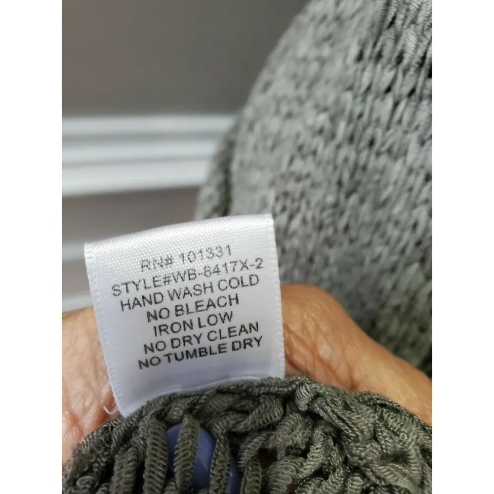 Charlotte Russe Women's Green Nylon & Acrylic Long Sleeve V-Neck Blouses Size 3X - Image 10