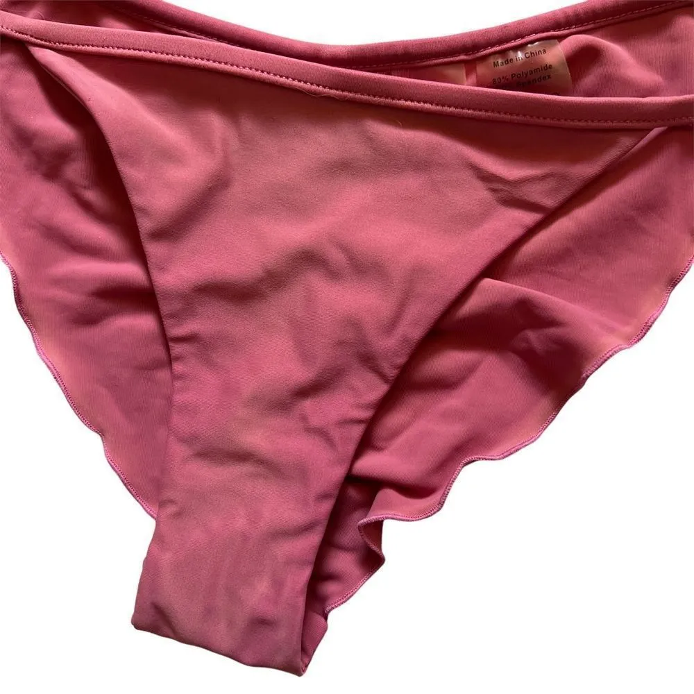 Beach Bunny Shanina Bikini Bottom as is - Image 3