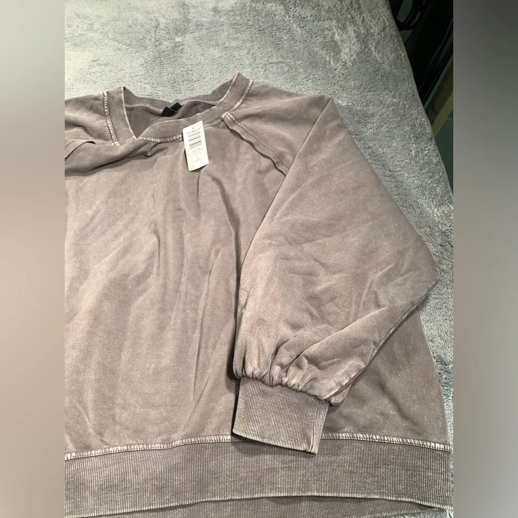 Torrid knit fleece crew neck relaxed sweatshirt black wash NWT 1X - Image 3