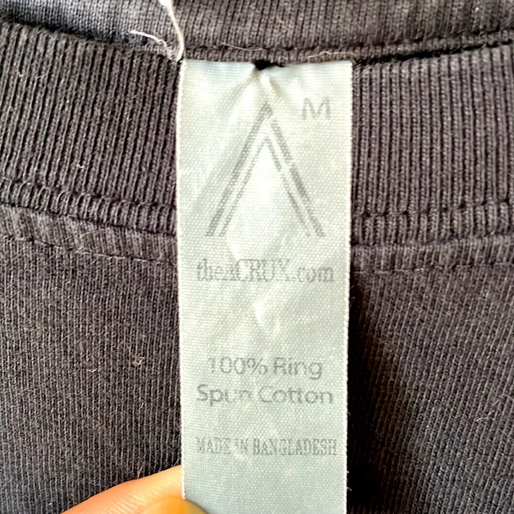 Vintage Black Blue Ombré Tie Dye Long Sleeve Pocket Tee Shirt Size Medium - Image 4