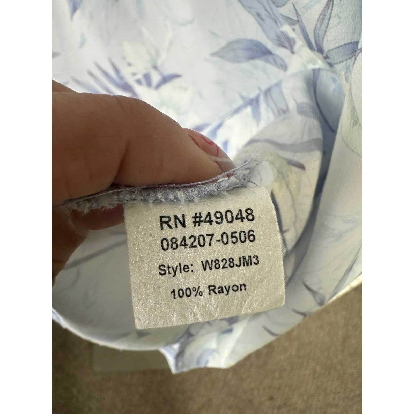 Kaua'iana Woman Hawaiian Tropical Floral Flutter Cap Sleeve Flowy Blouse 2X - Image 6