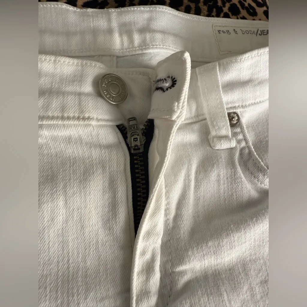 Rag and Bone The Mila White Shorts Size‎ 26 - Image 3