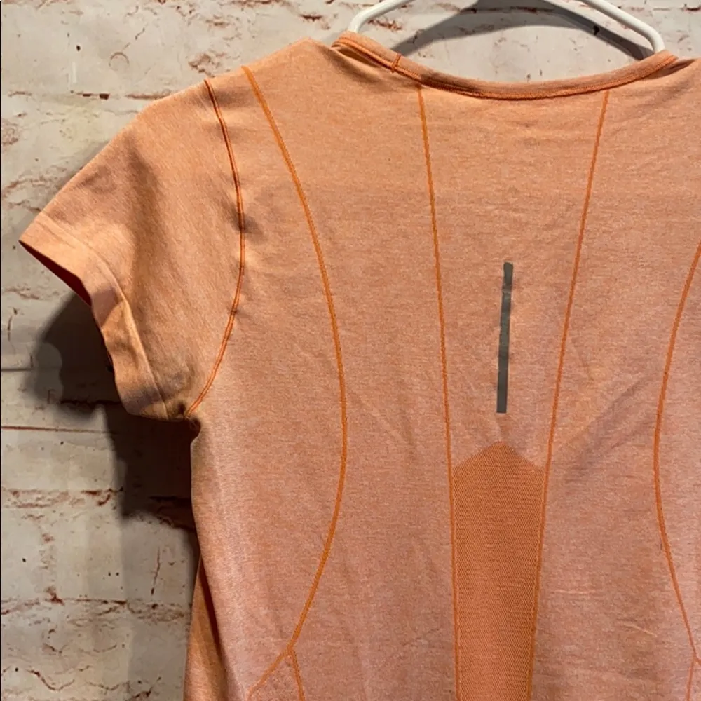 Nike  compression workout tee coal dri fit run fast - Image 6