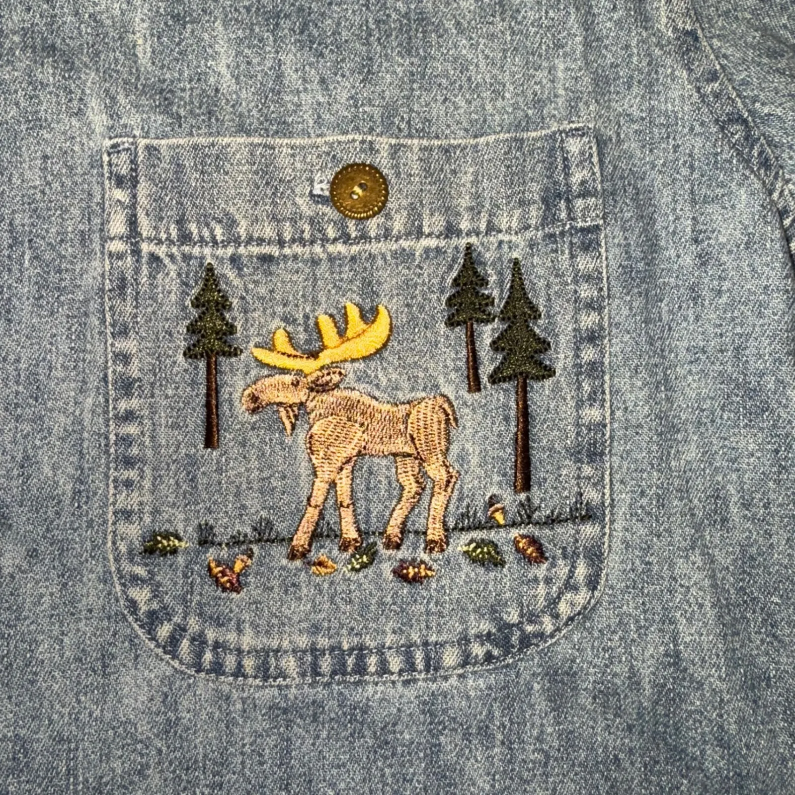 Christopher & Banks Womens Denim Moose Embroidered Button Down Shirt Size L vtg - Image 3