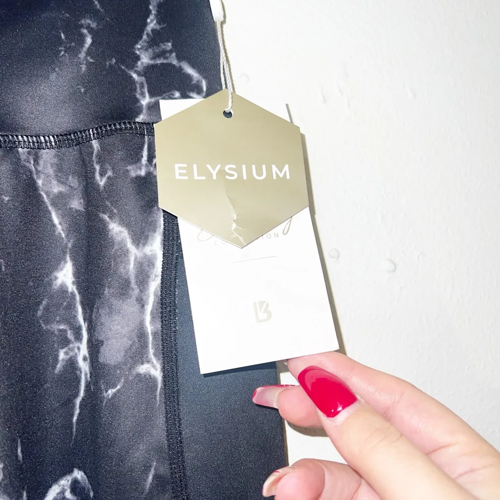 Buff bunny high rise black white marble new women’s sports bra and legging set - Image 5