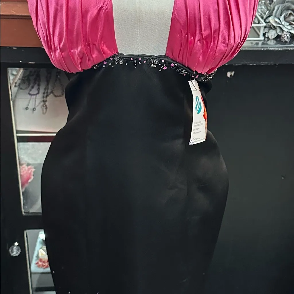 EPROM Moonlight sz 10 pink and black w/ sequins long formal dress - Image 2