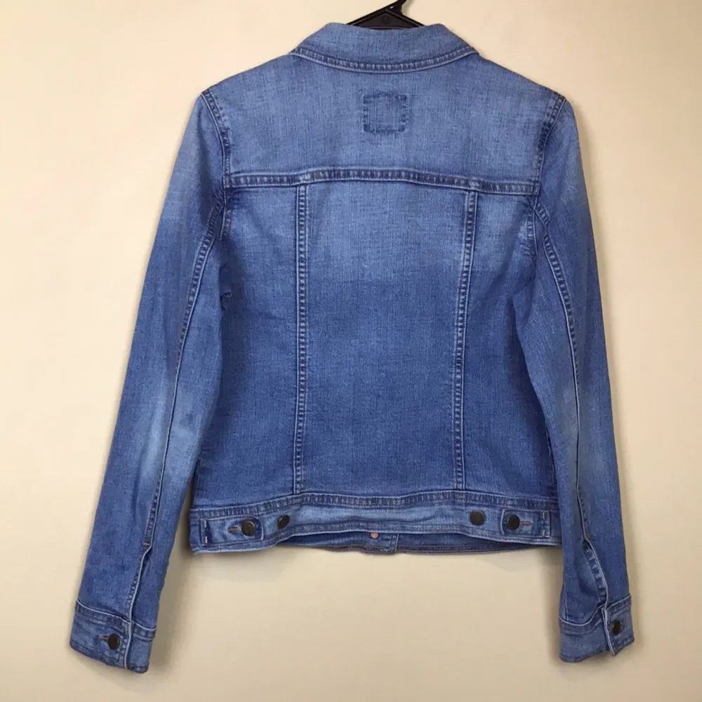 Old Navy Women’s Denim Jean Medium Wash Button-Up Jacket - Image 8