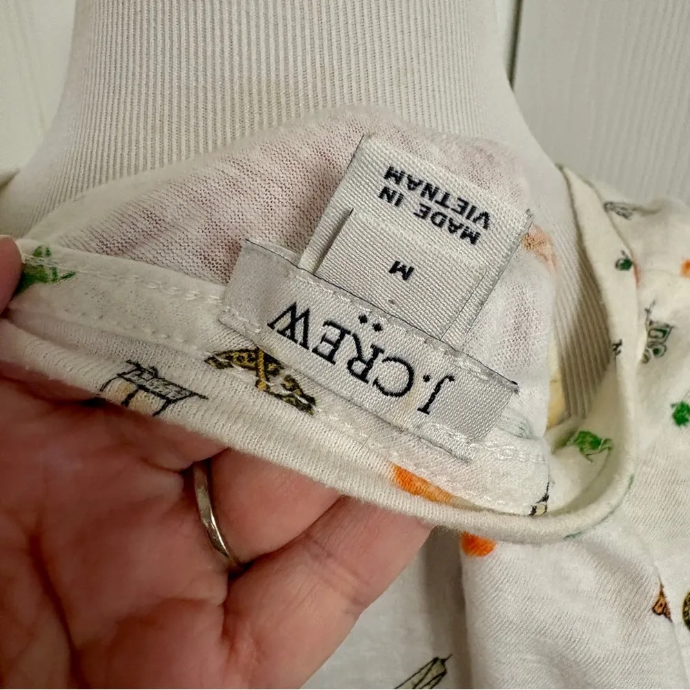 J Crew Tie Front Tank NYC Print - Image 7