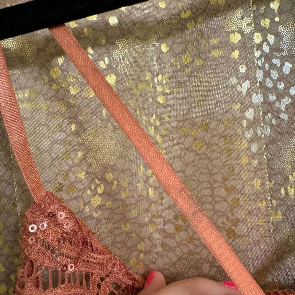 Free People Best Idea Rose Sequin Lace Cropped Handkerchief Hem Cami Small - Image 6