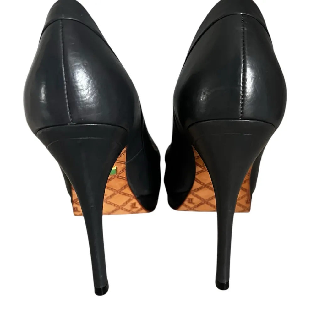 L.A.M.B. Y2K Leather Square Toe Heels size 7 Pumps Platform Stilettos Grey - Image 8