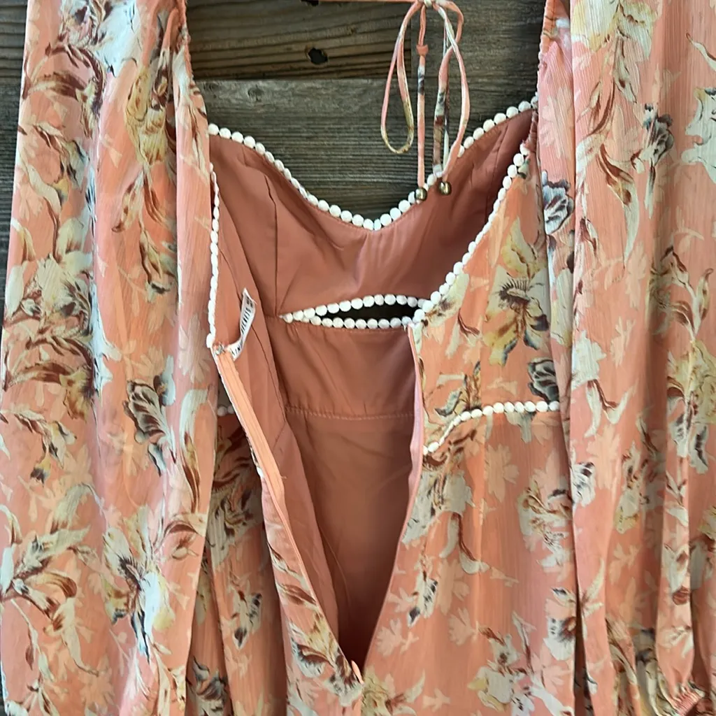 Saints + Secrets Peach Floral Long Sleeve Mini Dress Front Keyhole Size Small - Image 9