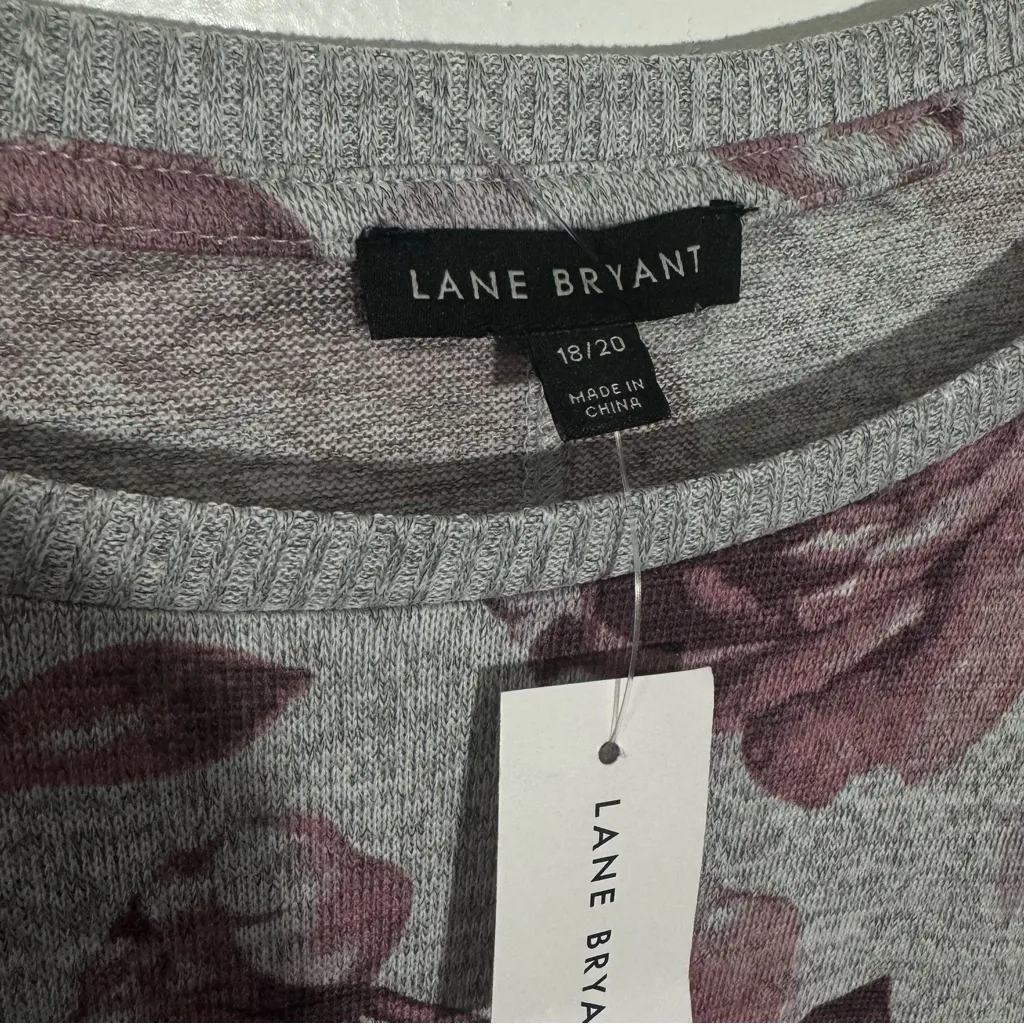 NWT Lane Bryant Floral Pullover Sweater Gray/Purple Floral‎ Size 18/20 - Image 6
