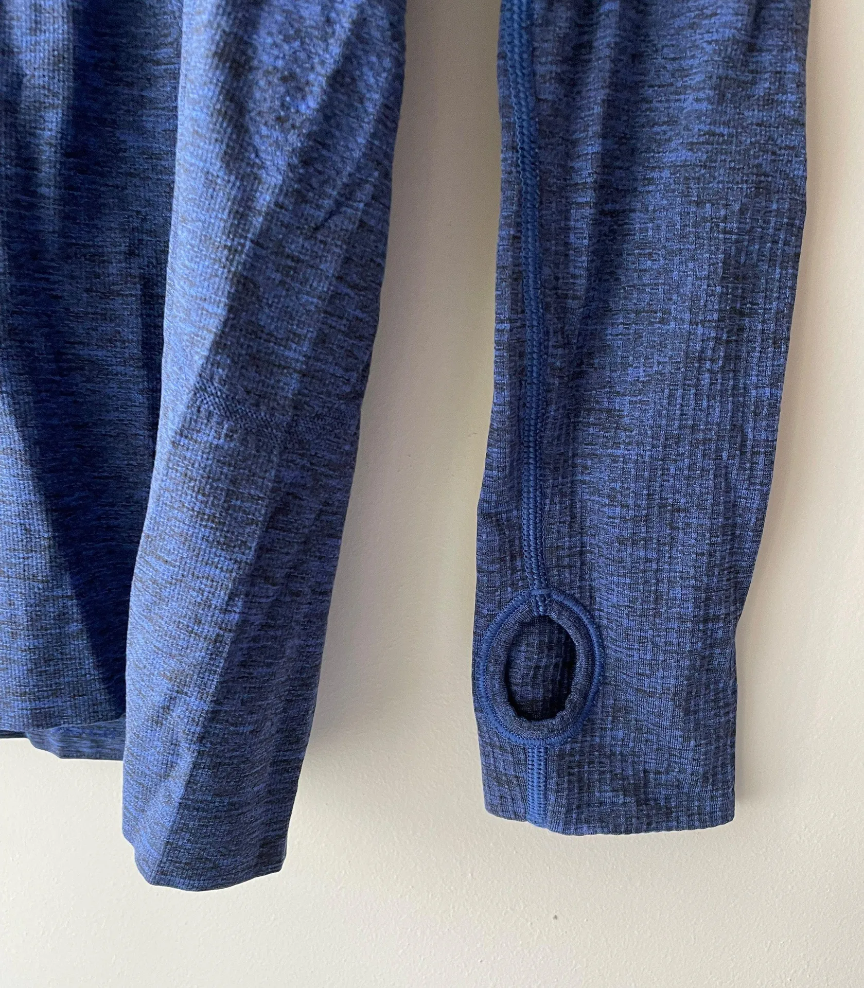 Lululemon Long Sleeve Top - Image 5