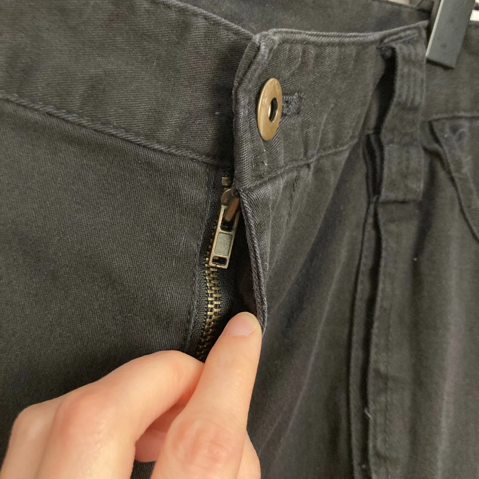 Y2K Route Women 7/8 Black Cargo Midrise Pants Skater Punk Streetwear Utility Size undefined - Image 7