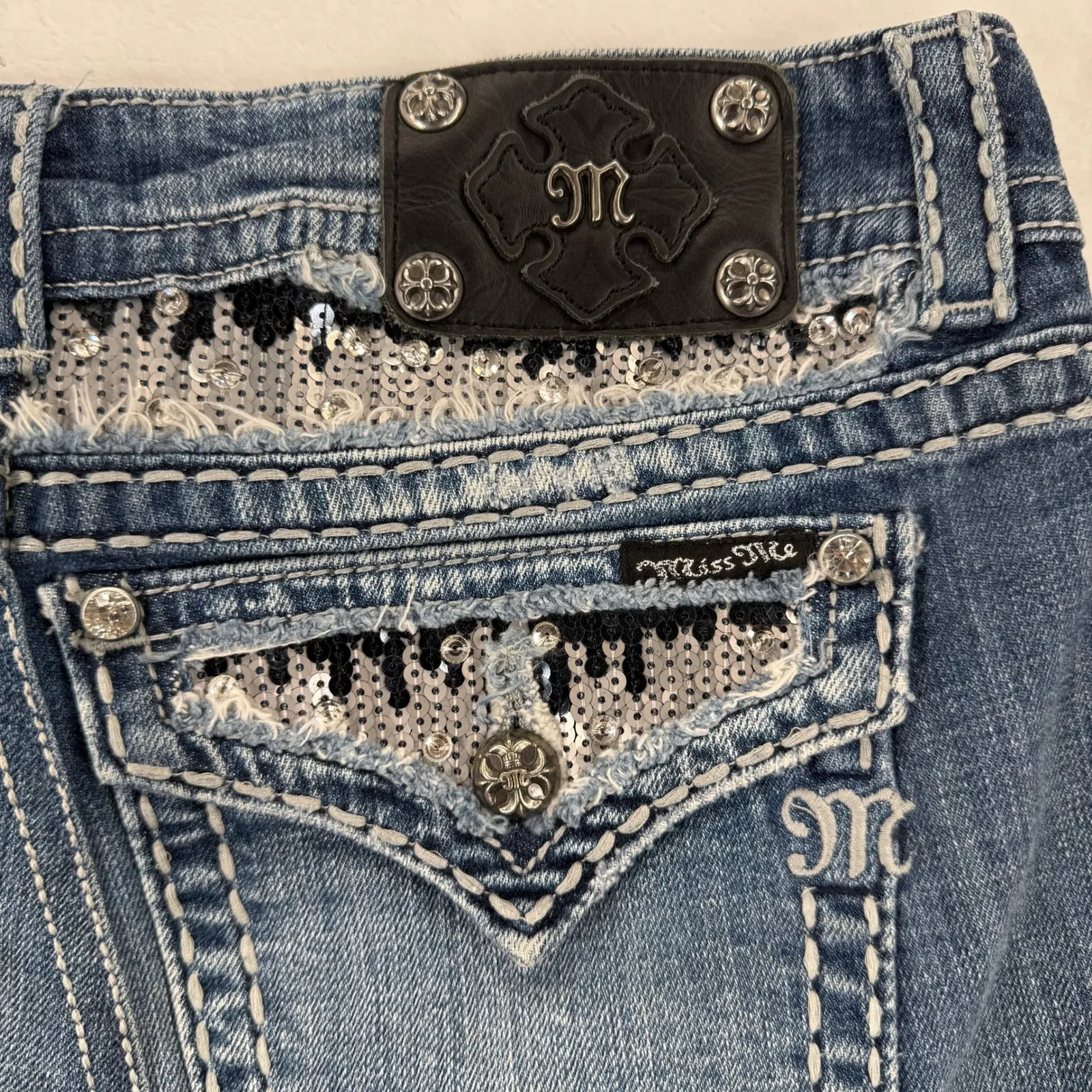 Miss Me Jeans Womens Size 30 Straight Denim Skirt Mid Wash Embellished JE514676L Blue - Image 10