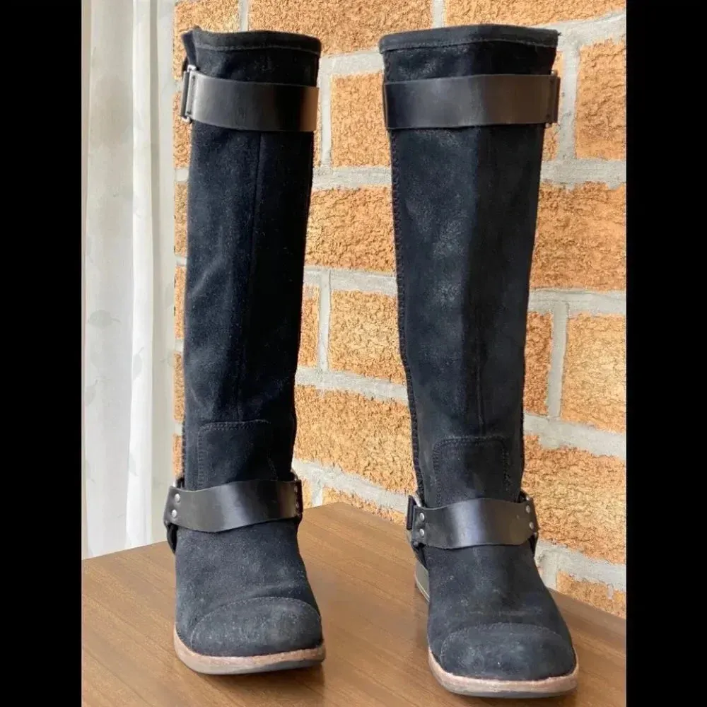 UGG WOMEN DREE BLACK LEATHER BOOTS Sz 7 - Image 2