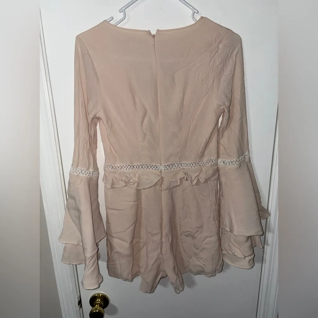 FOR LOVE & LEMONS Emelia Bell Sleeve Romper Dusty Pink Size Small - Image 4