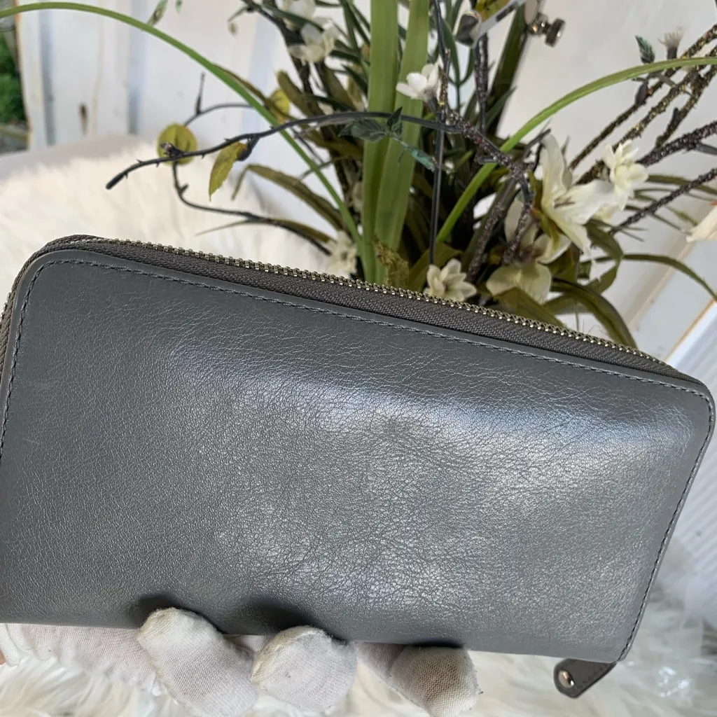 Coach Accordion Madison Gray Leather Wallet - Image 3