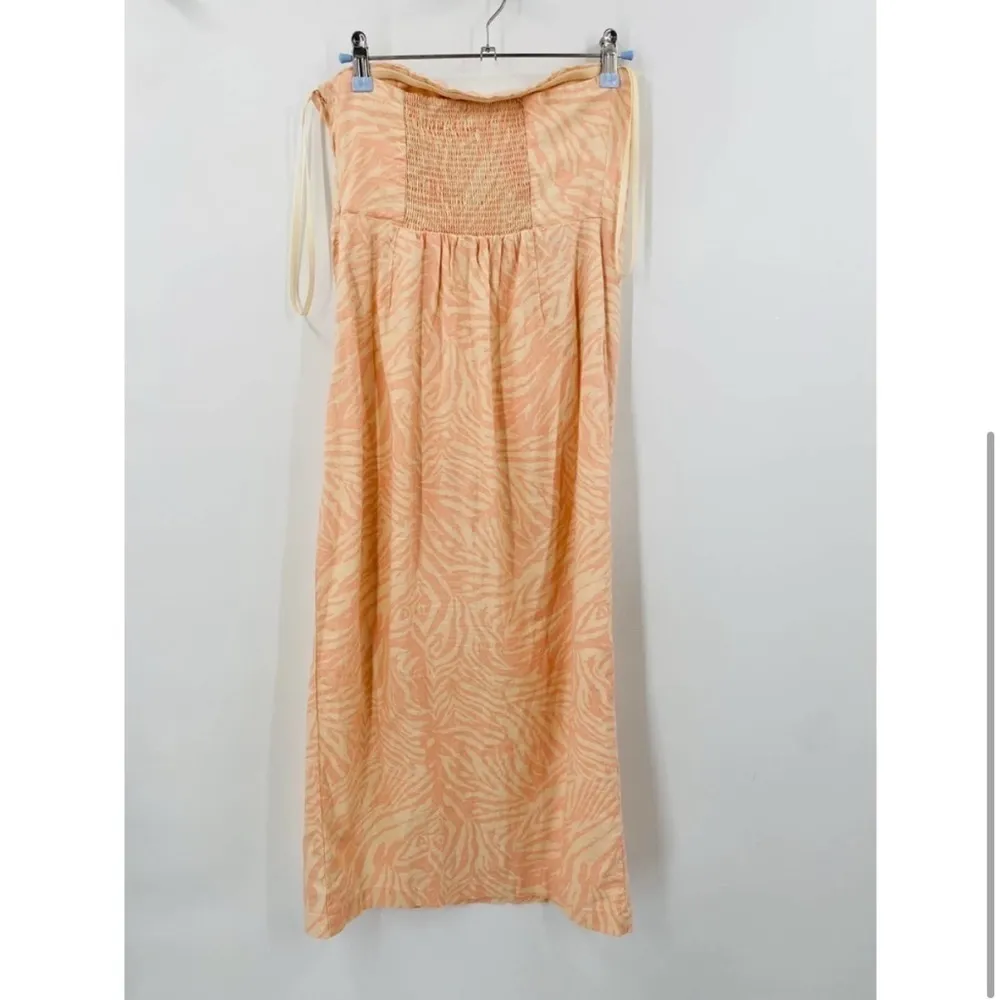 Urban Outfitters Dress Midi Strapless High Slit  Zebra Print Pink/Coral Small - Image 4