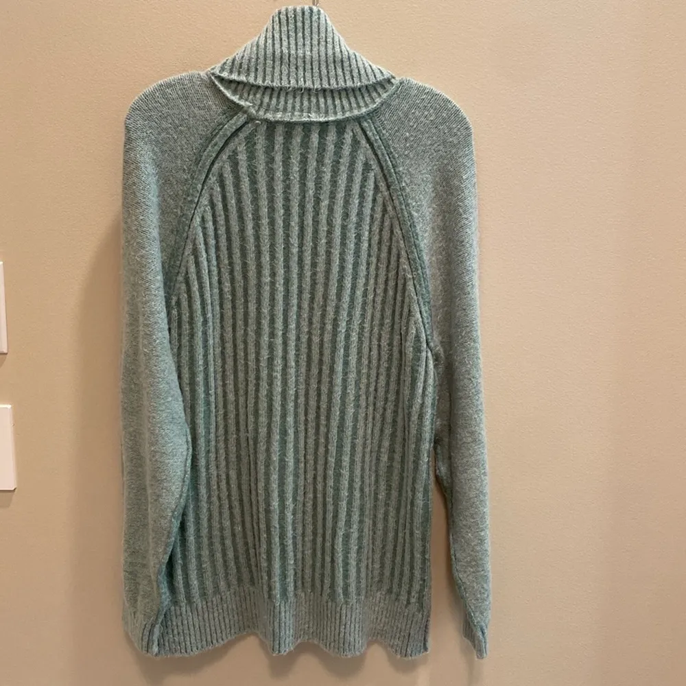Free People Fuzzy Ribbed Turtleneck Neck Oversized Sweater Mint Green Size SP - Image 6