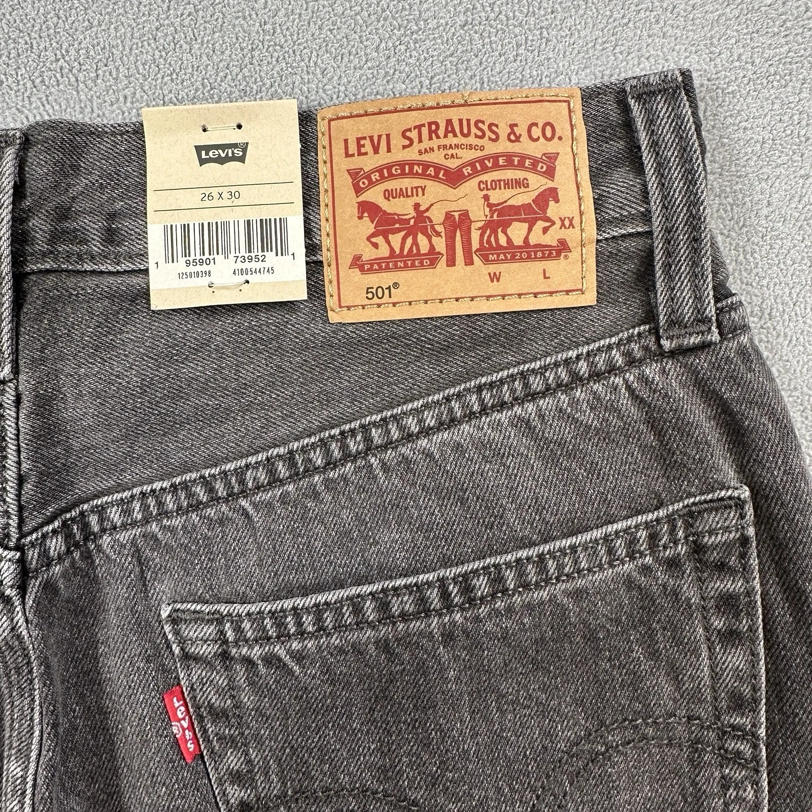 NWT Levis 501 Jeans Womens 26x30 Grey High Rise Straight Leg Fitted Faded Denim - Image 3