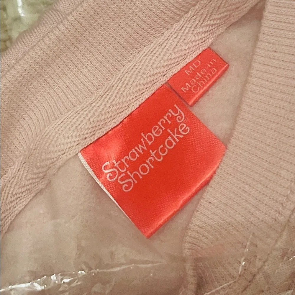 Strawberry Shortcake purple pink pullover sweatshirt SZ M Size M - Image 9