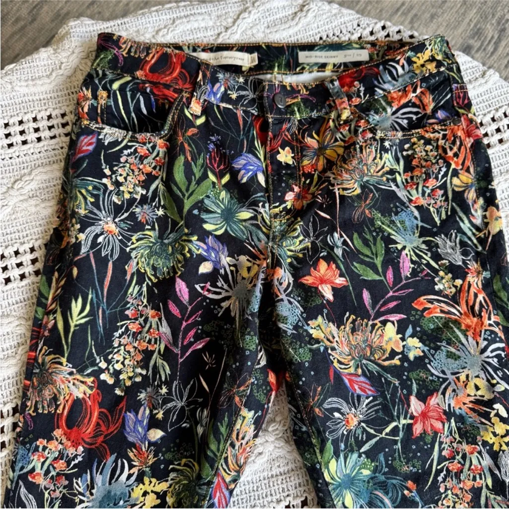 Anthropologie Mid Rise Skinny Jeans with floral print - Image 11